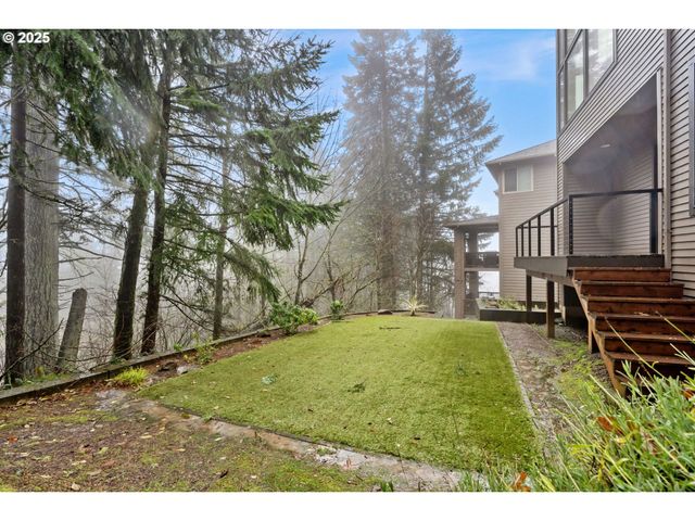 3311 Nw TULLAMORE Ct, Portland, OR 97229