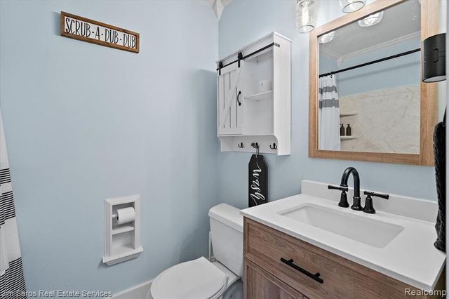 23730 Glenbrook Street, Saint Clair Shores, MI 48082