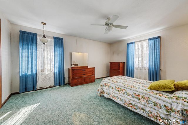 90 Rolling Ridge Road, Hamden, CT 06518