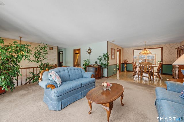 90 Rolling Ridge Road, Hamden, CT 06518