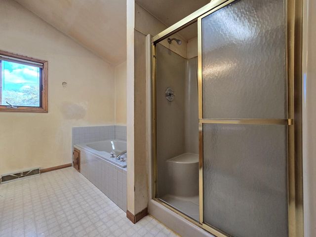 W378S5045 W Pretty Lake ROAD, Dousman, WI 53118