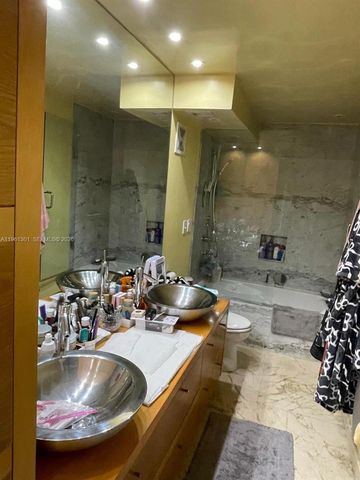 5005 Collins Ave 212, Miami Beach, FL 33140