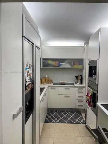 5005 Collins Ave 212, Miami Beach, FL 33140