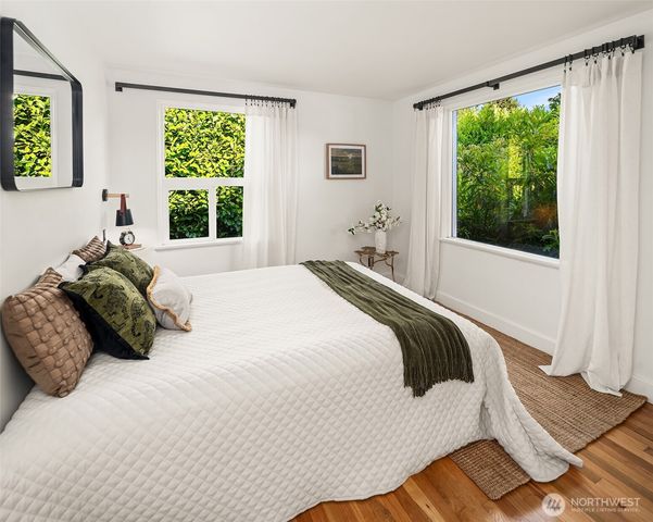 3124 W Raye Street, Seattle, WA 98199