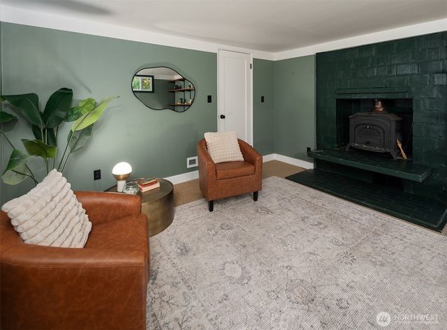 3124 W Raye Street, Seattle, WA 98199