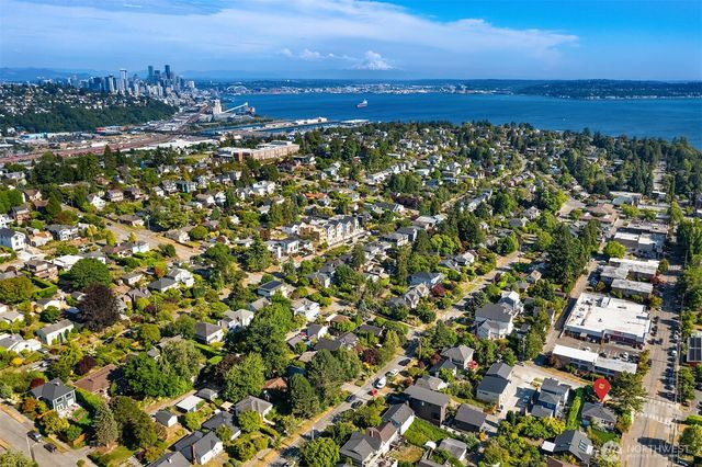 3124 W Raye Street, Seattle, WA 98199