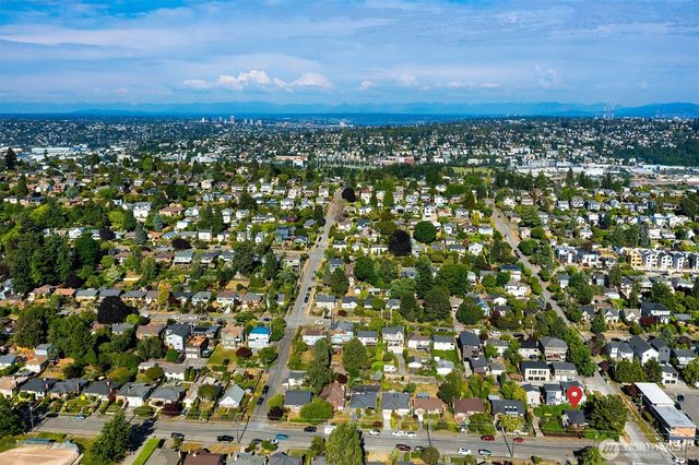 3124 W Raye Street, Seattle, WA 98199