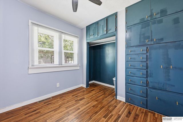 3015 S 12th Street, Lincoln, NE 68502