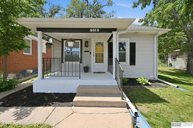 3015 S 12th Street, Lincoln, NE 68502