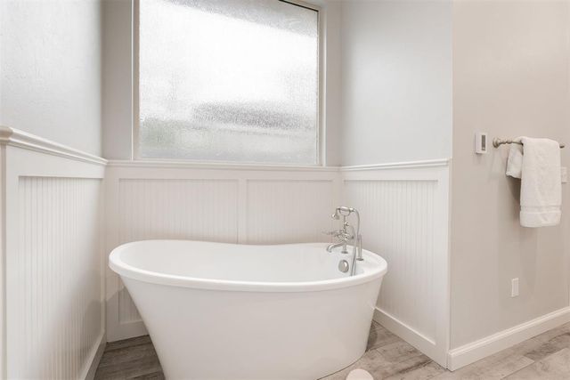 1121 Fenwick Place, Nichols Hills, OK 73116