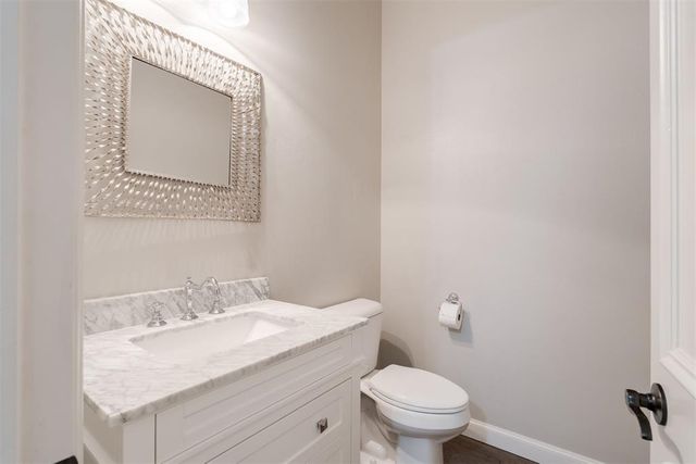 1121 Fenwick Place, Nichols Hills, OK 73116