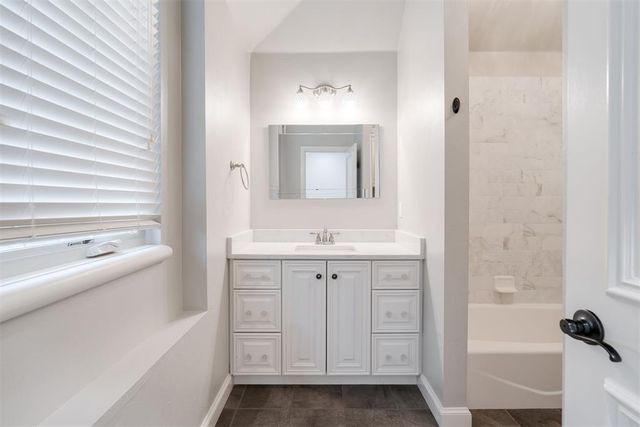 1121 Fenwick Place, Nichols Hills, OK 73116