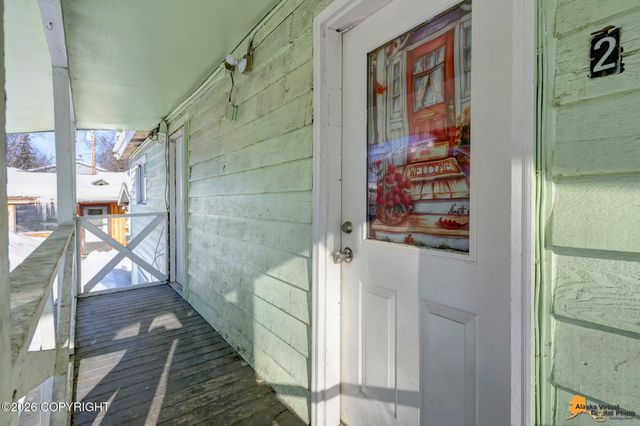 2607 W 31st Avenue, Anchorage, AK 99517