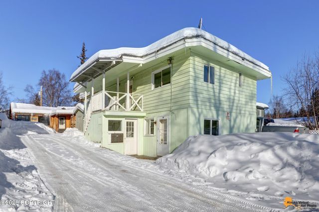 2607 W 31st Avenue, Anchorage, AK 99517