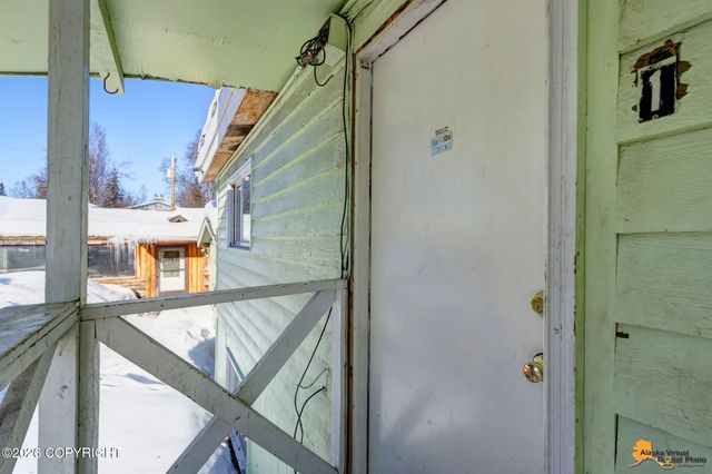 2607 W 31st Avenue, Anchorage, AK 99517