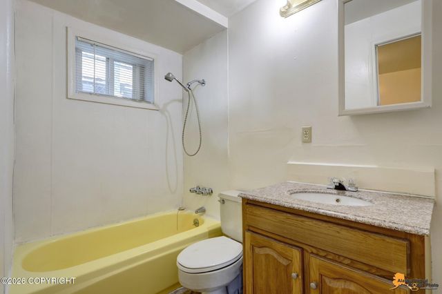 2607 W 31st Avenue, Anchorage, AK 99517