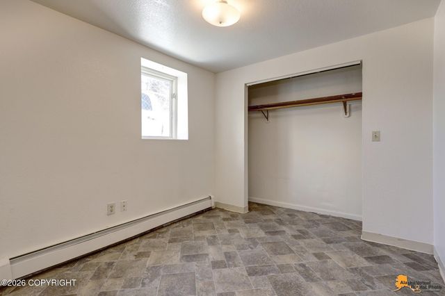 2607 W 31st Avenue, Anchorage, AK 99517