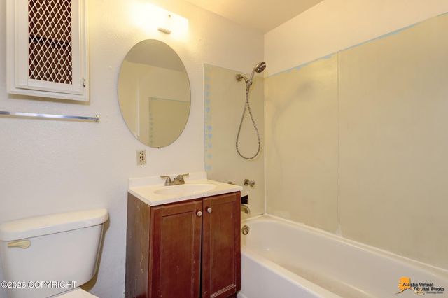 2607 W 31st Avenue, Anchorage, AK 99517