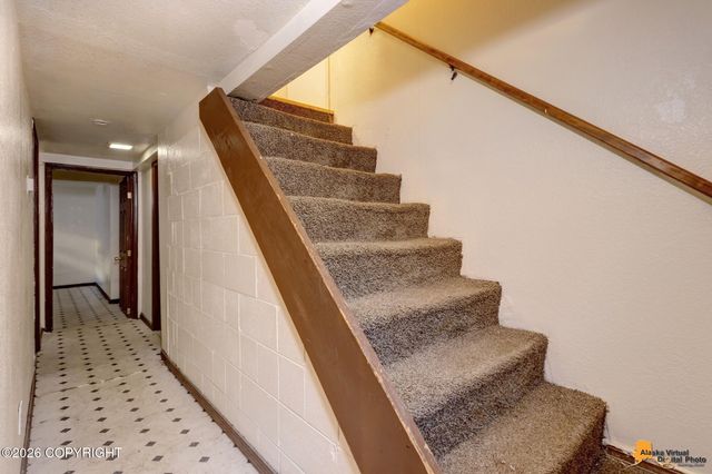 2607 W 31st Avenue, Anchorage, AK 99517