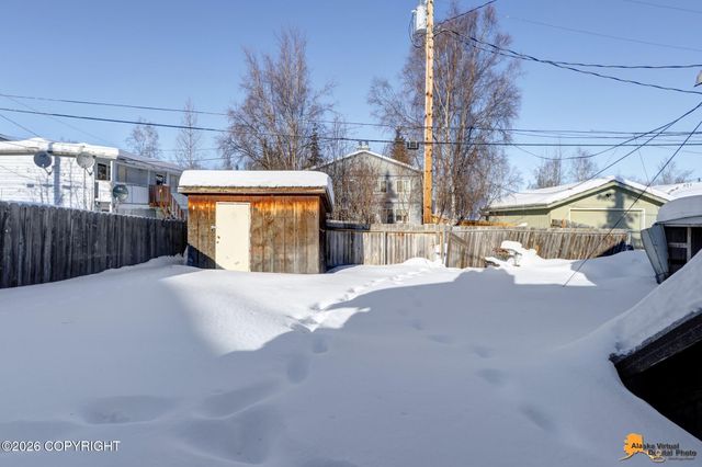 2607 W 31st Avenue, Anchorage, AK 99517