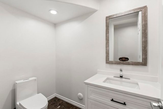 41455 Via Del Monte, Temecula, CA 92592