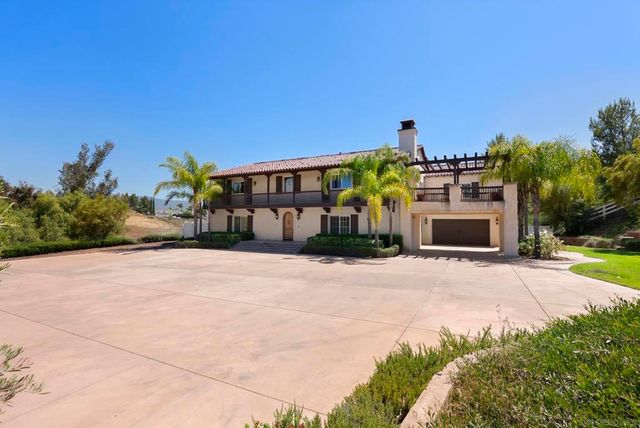 41455 Via Del Monte, Temecula, CA 92592