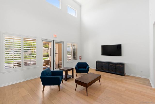 41455 Via Del Monte, Temecula, CA 92592