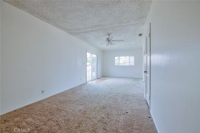 6057 Roosevelt, South Gate, CA 90280