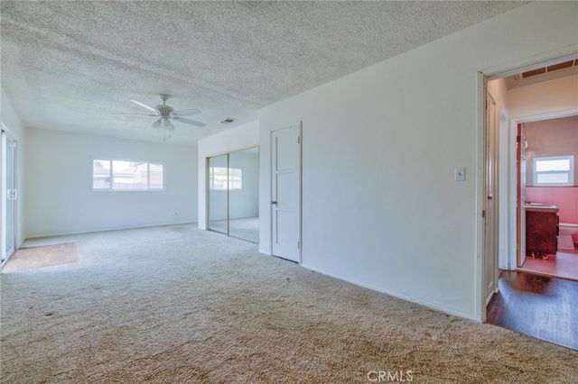 6057 Roosevelt, South Gate, CA 90280