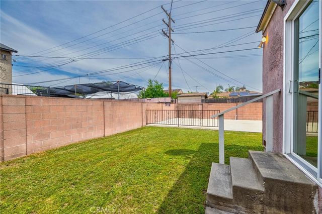 6057 Roosevelt, South Gate, CA 90280