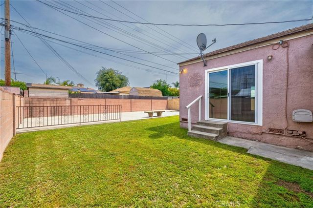 6057 Roosevelt, South Gate, CA 90280