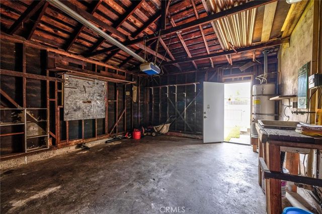 6057 Roosevelt, South Gate, CA 90280