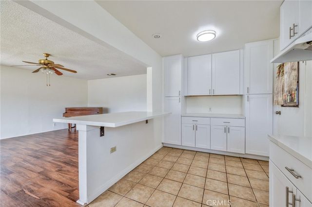 6057 Roosevelt, South Gate, CA 90280