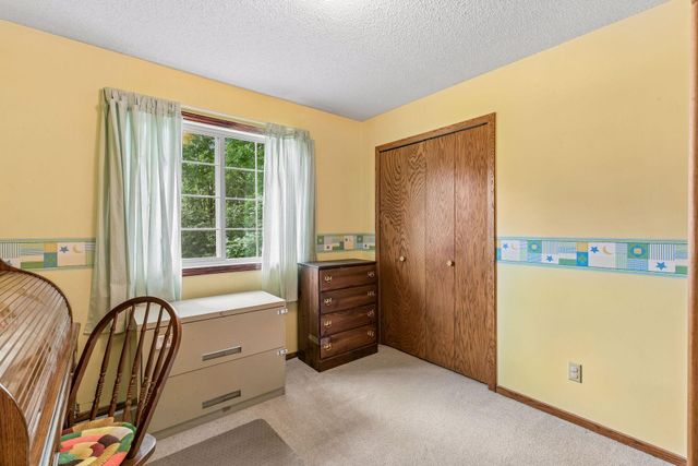 11701 Mirada Court, Burnsville, MN 55337