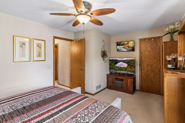 11701 Mirada Court, Burnsville, MN 55337