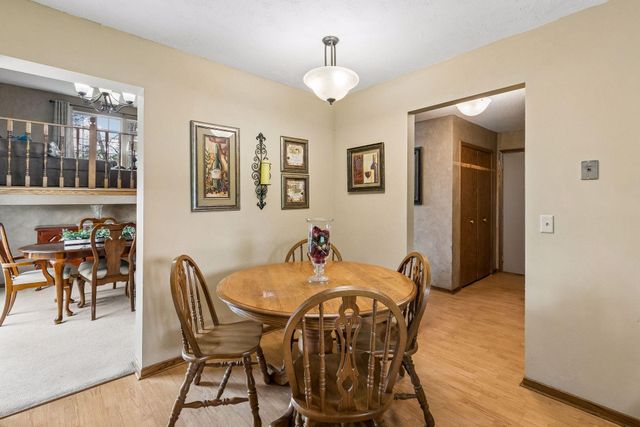 11701 Mirada Court, Burnsville, MN 55337