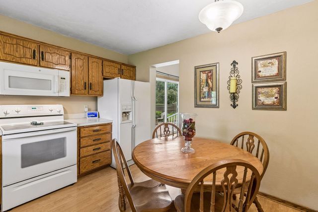 11701 Mirada Court, Burnsville, MN 55337