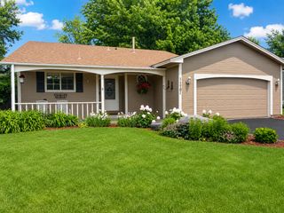 11701 Mirada Court, Burnsville, MN 55337