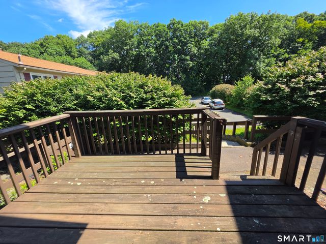 49 Ridge Road 4, Naugatuck, CT 06770