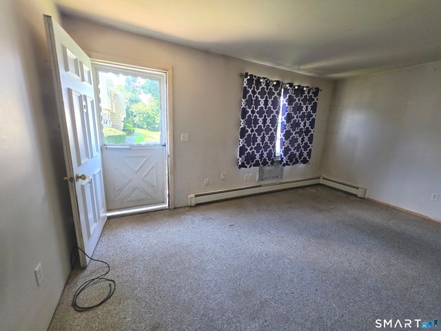 49 Ridge Road 4, Naugatuck, CT 06770