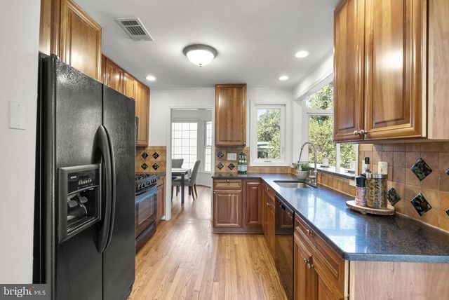 12109 MCDONALD CHAPEL DR, Gaithersburg, MD 20878