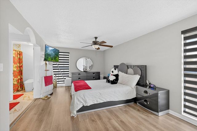 7613 RUSTIC DRIVE, Tampa, FL 33634