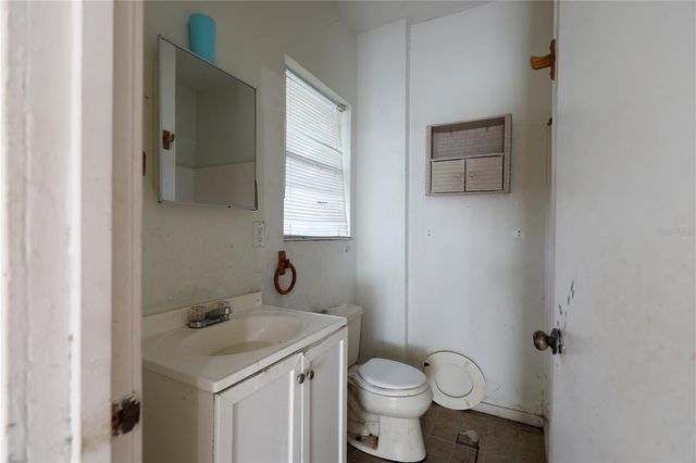 2747 EATON AVENUE, Lakeland, FL 33803