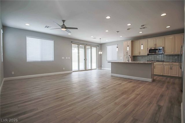 897 CIRRUS CLOUD Avenue, Las Vegas, NV 89138