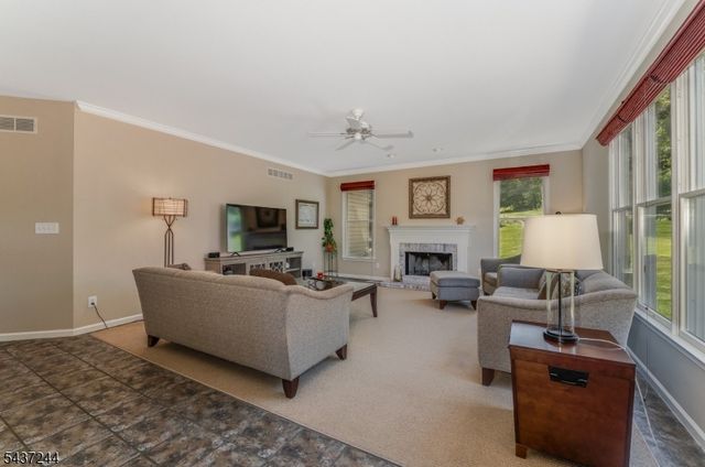 27 Kalan Farm Rd, Bethlehem Twp., NJ 08827