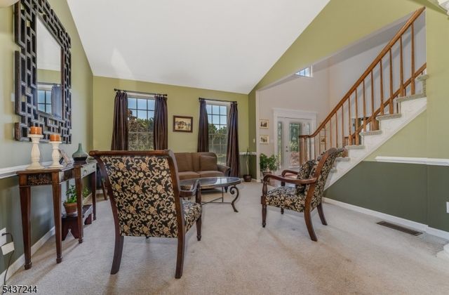 27 Kalan Farm Rd, Bethlehem Twp., NJ 08827