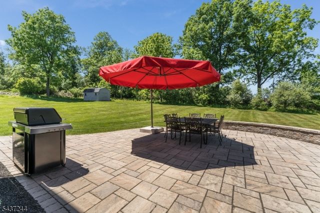 27 Kalan Farm Rd, Bethlehem Twp., NJ 08827