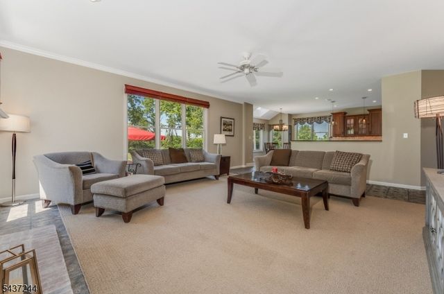 27 Kalan Farm Rd, Bethlehem Twp., NJ 08827