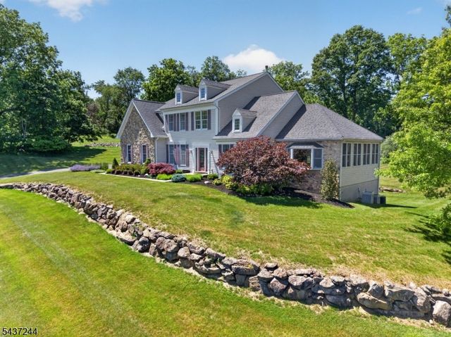 27 Kalan Farm Rd, Bethlehem Twp., NJ 08827