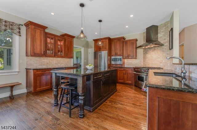 27 Kalan Farm Rd, Bethlehem Twp., NJ 08827